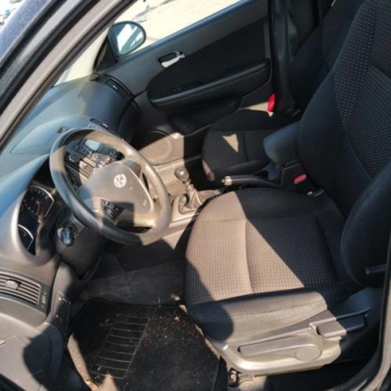 Compresseur clim HYUNDAI I 30 1 Photo n°4