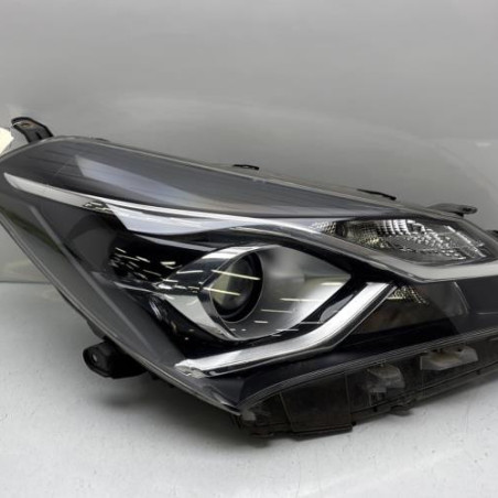 Optique avant principal droit (feux)(phare) TOYOTA YARIS 3 Photo n°1