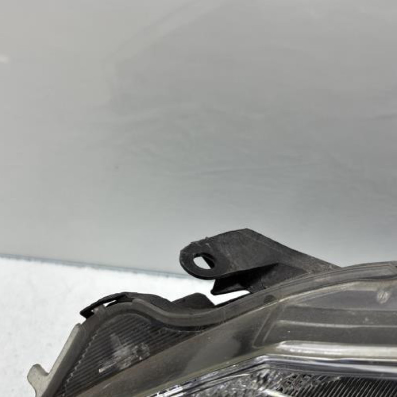 Optique avant principal gauche (feux)(phare) TOYOTA YARIS 3 Photo n°4