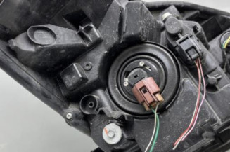 Optique avant principal gauche (feux)(phare) TOYOTA YARIS 3
