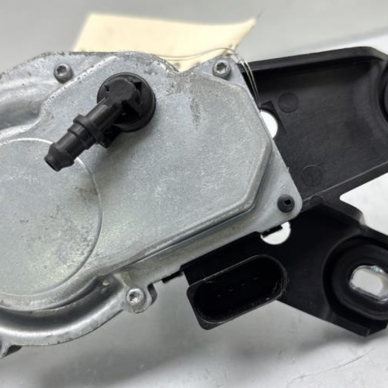 Moteur essuie glace arriere VOLKSWAGEN SCIROCCO 3 Photo n°5