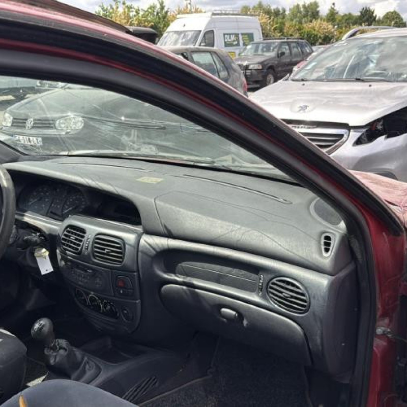 Feu arriere principal droit (feux) RENAULT MEGANE 1 Photo n°15