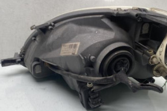 Optique avant principal droit (feux)(phare) TOYOTA YARIS 1