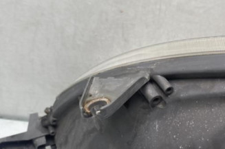 Optique avant principal droit (feux)(phare) TOYOTA YARIS 1