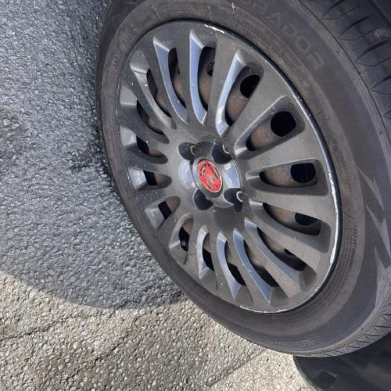Feu arriere principal droit (feux) FIAT GRANDE PUNTO Photo n°20