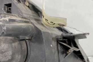 Optique avant principal gauche (feux)(phare) OPEL ZAFIRA B