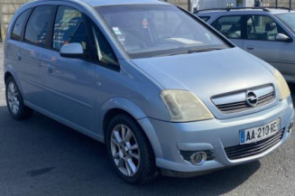 Anti brouillard arriere gauche OPEL MERIVA A