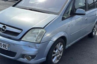 Anti brouillard arriere gauche OPEL MERIVA A
