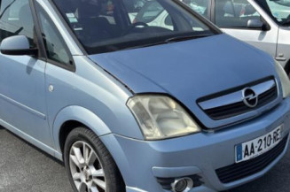 Anti brouillard arriere gauche OPEL MERIVA A