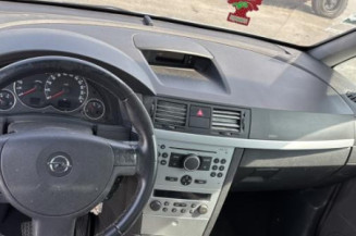 Anti brouillard arriere gauche OPEL MERIVA A