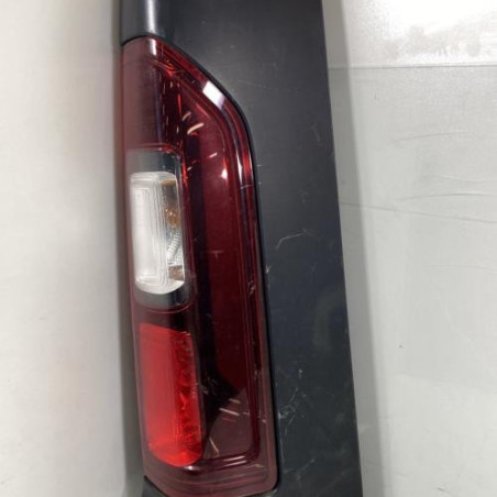 Feu arriere principal droit (feux) RENAULT TRAFIC 3 COURT Photo n°1