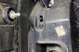 Feu arriere principal droit (feux) RENAULT TRAFIC 3 COURT