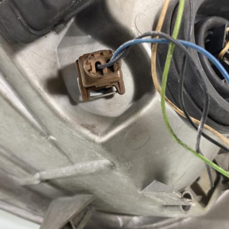 Optique avant principal droit (feux)(phare) VAUXHALL VIVARO 1 Photo n°6