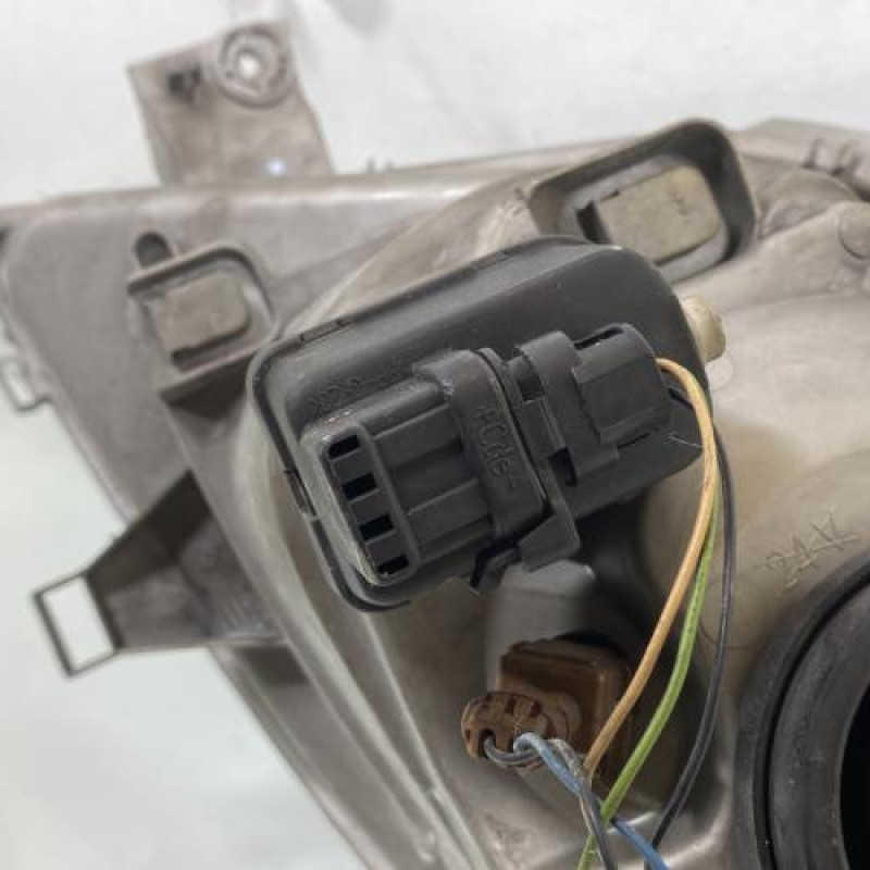 Optique avant principal droit (feux)(phare) VAUXHALL VIVARO 1 Photo n°7