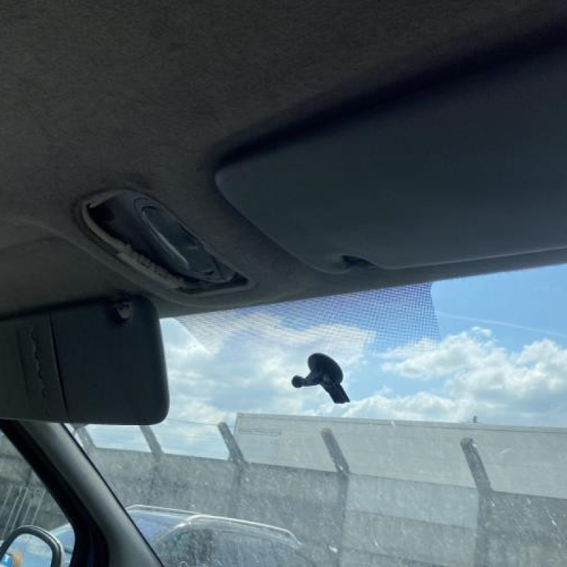 Optique avant principal droit (feux)(phare) VAUXHALL VIVARO 1 Photo n°20