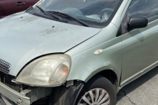 Moteur essuie glace arriere TOYOTA YARIS 1