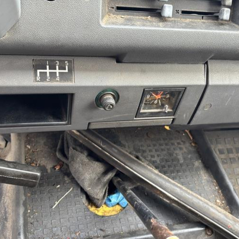 Optique avant secondaire gauche (feux)(clignotant) RENAULT MASTER 1 Photo n°13