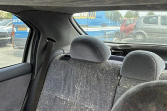 Optique avant principal gauche (feux)(phare) FORD MONDEO 1