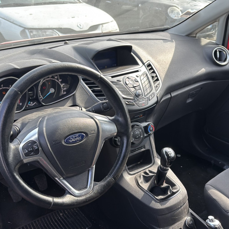 FORD FIESTA 6 PHASE 2 1.25i - 16V Photo n°14
