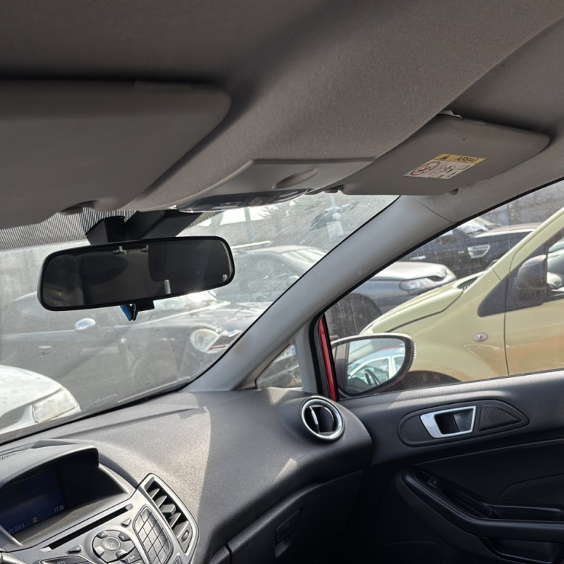 FORD FIESTA 6 PHASE 2 1.25i - 16V Photo n°15