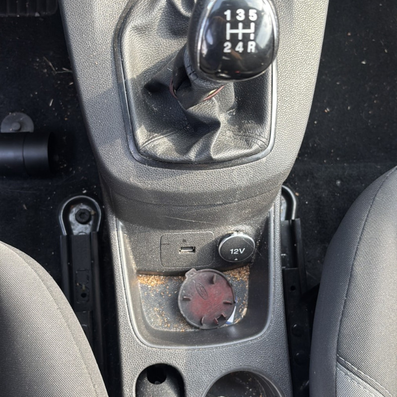 FORD FIESTA 6 PHASE 2 1.25i - 16V Photo n°19