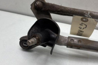 Moteur essuie glace avant TOYOTA YARIS 2