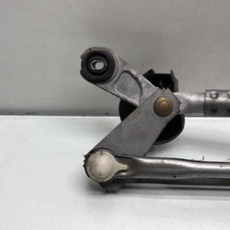 Moteur essuie glace avant TOYOTA YARIS 2 Photo n°5