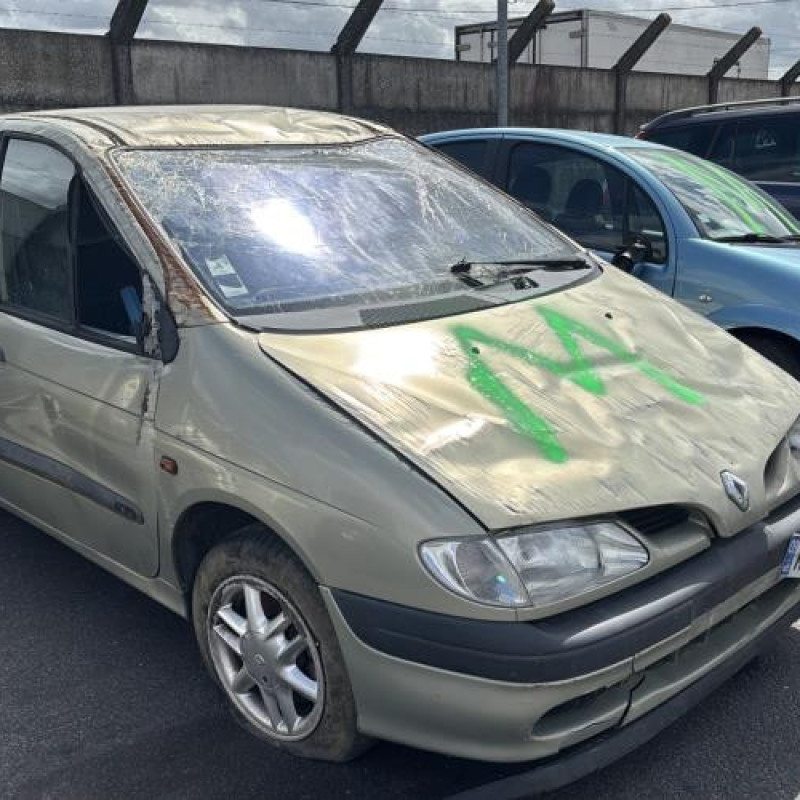Feu arriere principal droit (feux) RENAULT SCENIC 1 Photo n°5