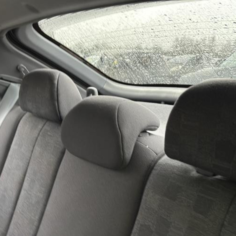 Anti brouillard arriere HYUNDAI ACCENT 2 Photo n°15