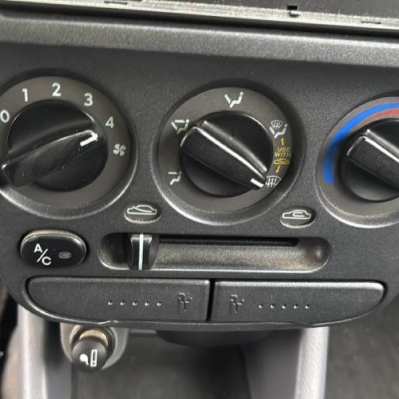 Anti brouillard arriere HYUNDAI ACCENT 2 Photo n°20