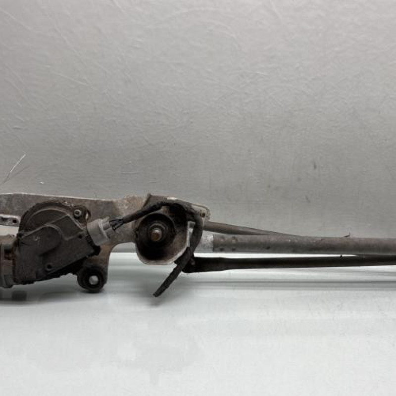 Moteur essuie glace avant MITSUBISHI COLT 6 Photo n°1