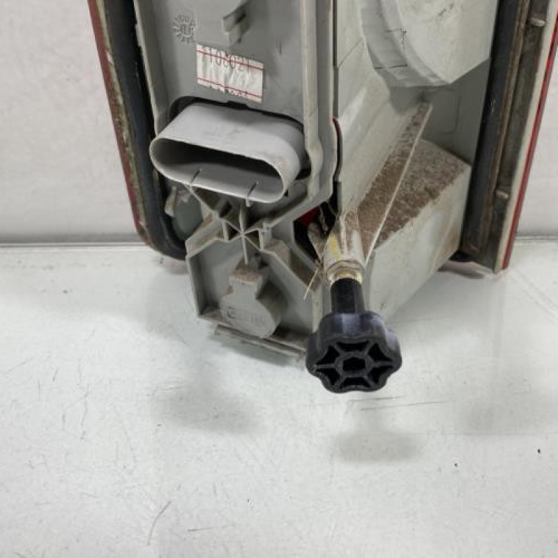 Feu arriere principal droit (feux) FORD TRANSIT CONNECT 1 Photo n°4