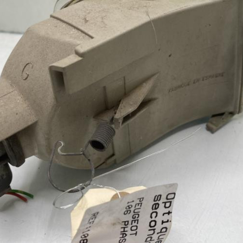 Optique avant secondaire gauche (feux)(clignotant) PEUGEOT 106 Photo n°3