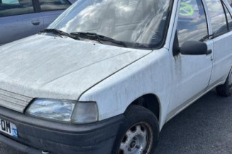 Optique avant secondaire gauche (feux)(clignotant) PEUGEOT 106