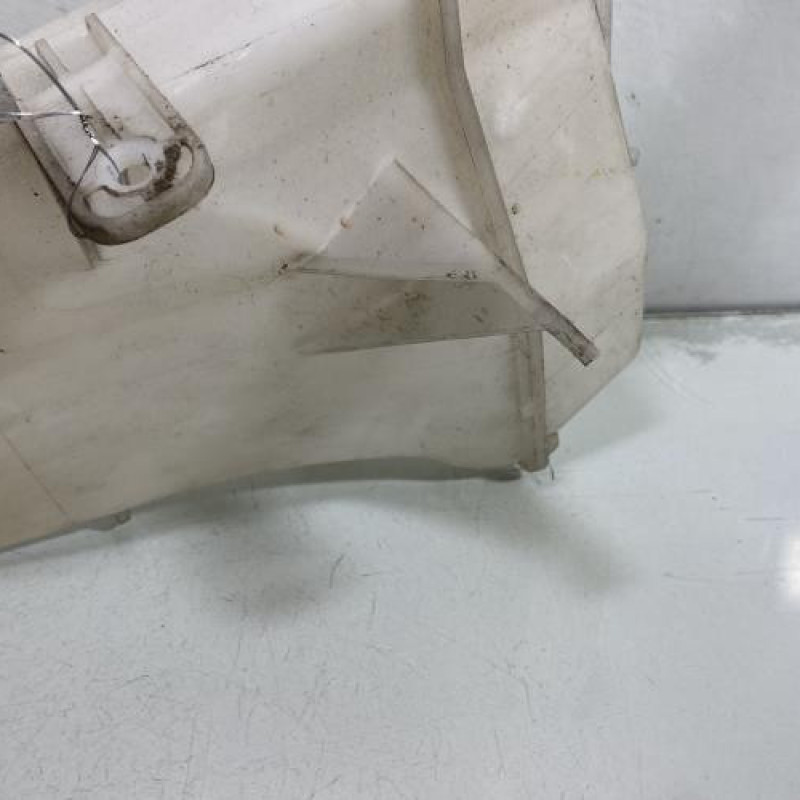 Vase de lave glace HYUNDAI I 20 1 Photo n°6