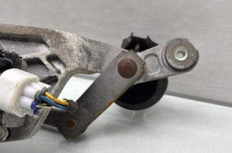 Moteur essuie glace avant TOYOTA YARIS 2