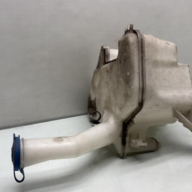 Vase de lave glace TOYOTA YARIS 2 Photo n°1