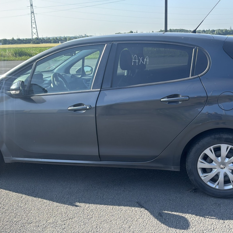 PEUGEOT 208 1 PHASE 2 1.2 VTI - 12V Photo n°6