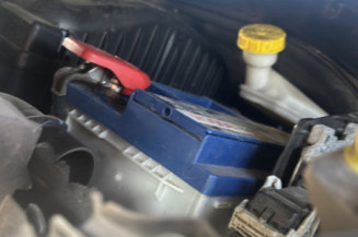 PEUGEOT 208 1 PHASE 2 1.2 VTI - 12V