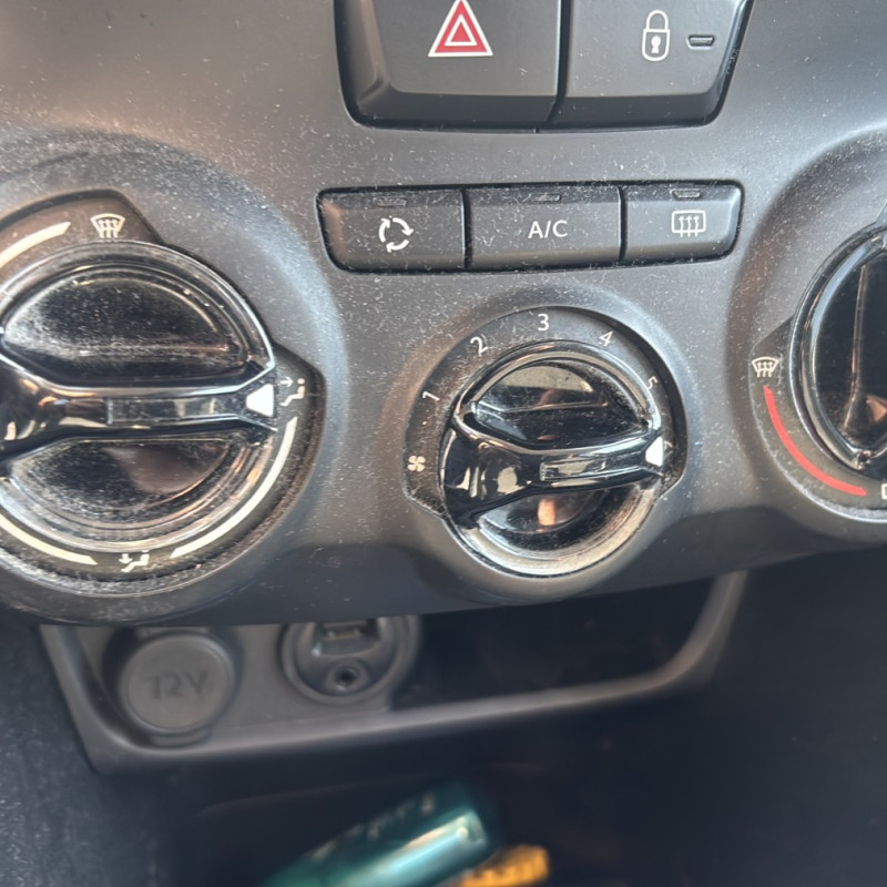 PEUGEOT 208 1 PHASE 2 1.2 VTI - 12V Photo n°21