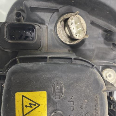 Optique avant principal gauche (feux)(phare) MERCEDES CLASSE M 163