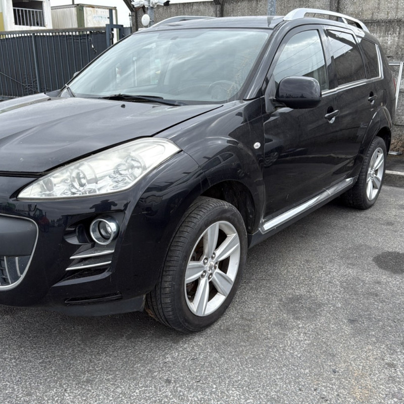 PEUGEOT 4007 2.2 HDI - 16V TURBO 4X4 Photo n°1