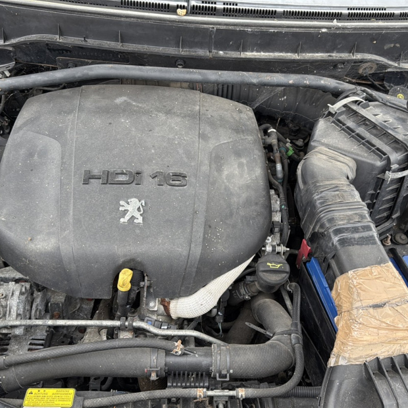 PEUGEOT 4007 2.2 HDI - 16V TURBO 4X4 Photo n°23