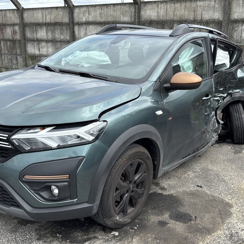 DACIA SANDERO 3 STEPWAY 1.0i - 12V TURBO TCE 90 ECO-G Photo n°1