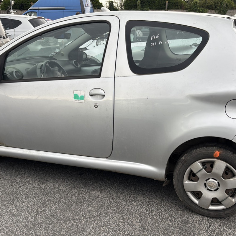 TOYOTA AYGO 1 PHASE 2 1.0i - 12V Photo n°6