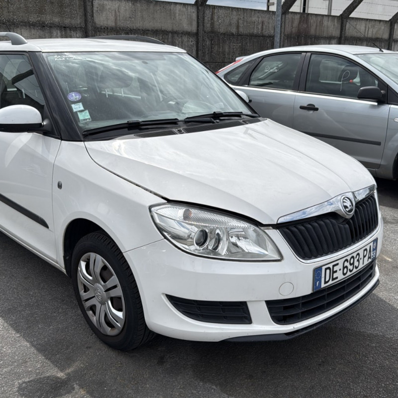 SKODA FABIA 2 PHASE 2 BREAK 1.2 TSI - 8V TURBO Photo n°2