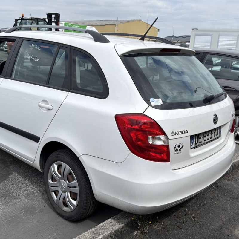SKODA FABIA 2 PHASE 2 BREAK 1.2 TSI - 8V TURBO Photo n°4