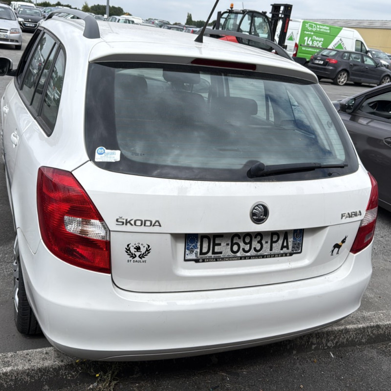 SKODA FABIA 2 PHASE 2 BREAK 1.2 TSI - 8V TURBO Photo n°5