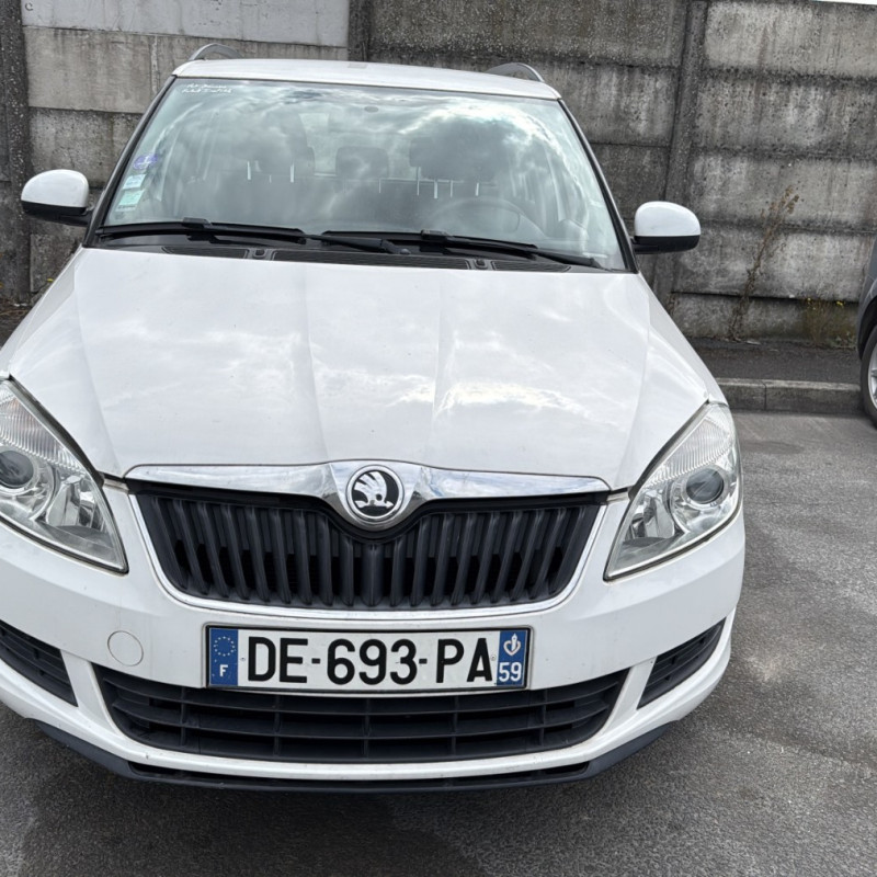 SKODA FABIA 2 PHASE 2 BREAK 1.2 TSI - 8V TURBO Photo n°8