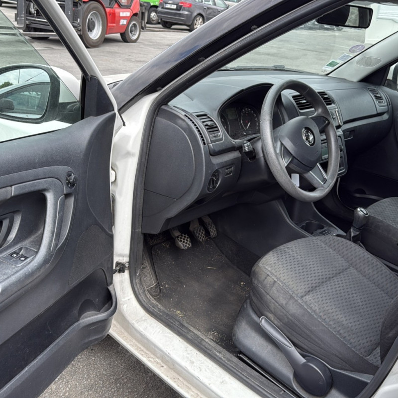 SKODA FABIA 2 PHASE 2 BREAK 1.2 TSI - 8V TURBO Photo n°9